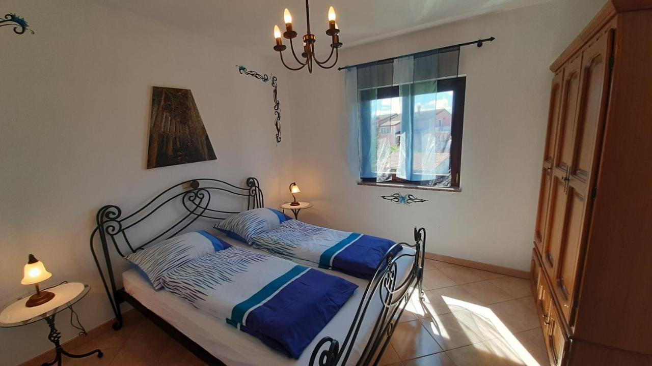 Villa Linet Funtana Kültér fotó