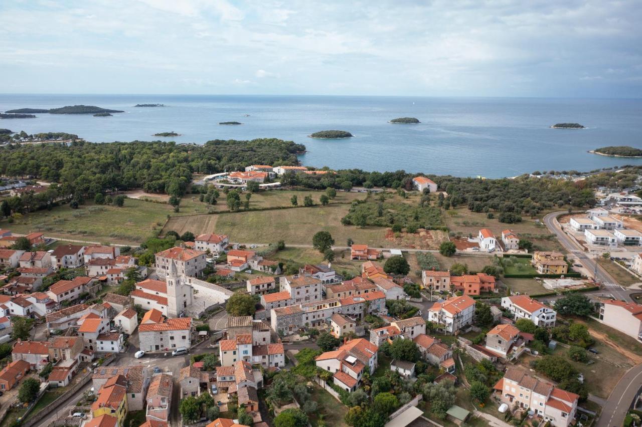 Villa Linet Funtana Kültér fotó