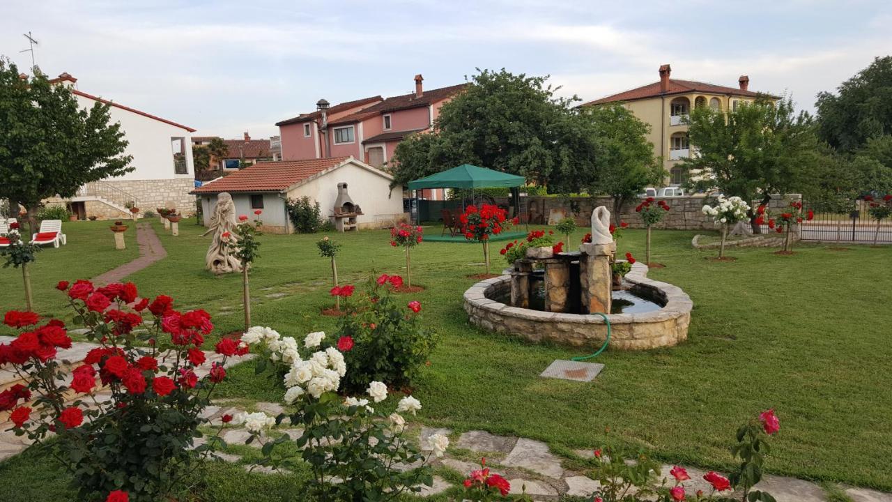 Villa Linet Funtana Kültér fotó